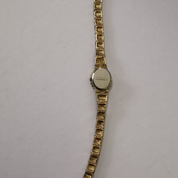Vtg Waltham Ladies 15mm Watch Gold Nugget Style Band w Diamonds- RUNS - Picture 9 of 15